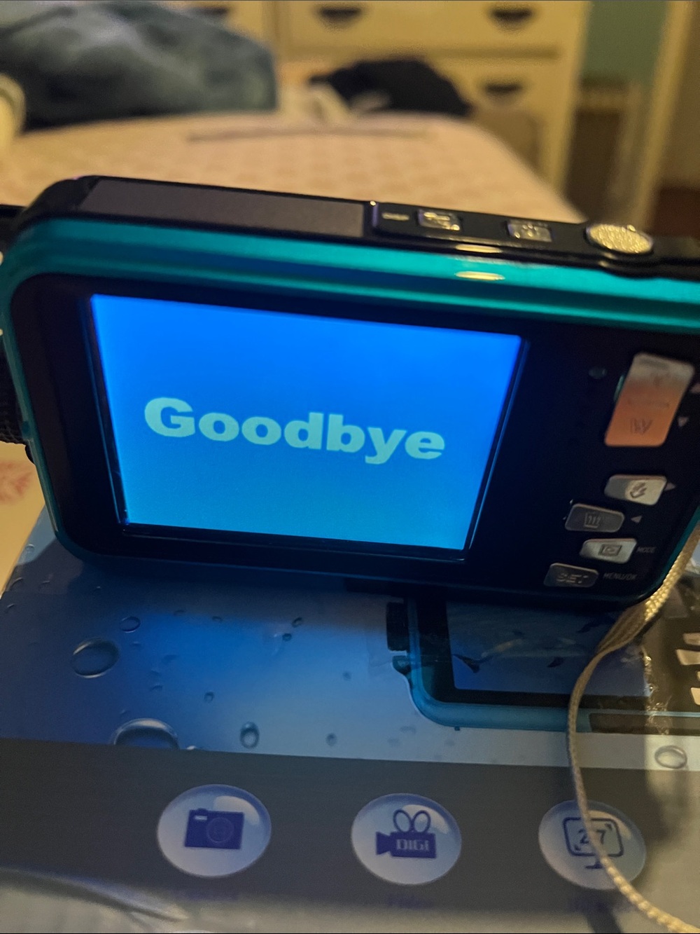 Compact Waterproof Digital Camera - Blue - Picture 5 of 7